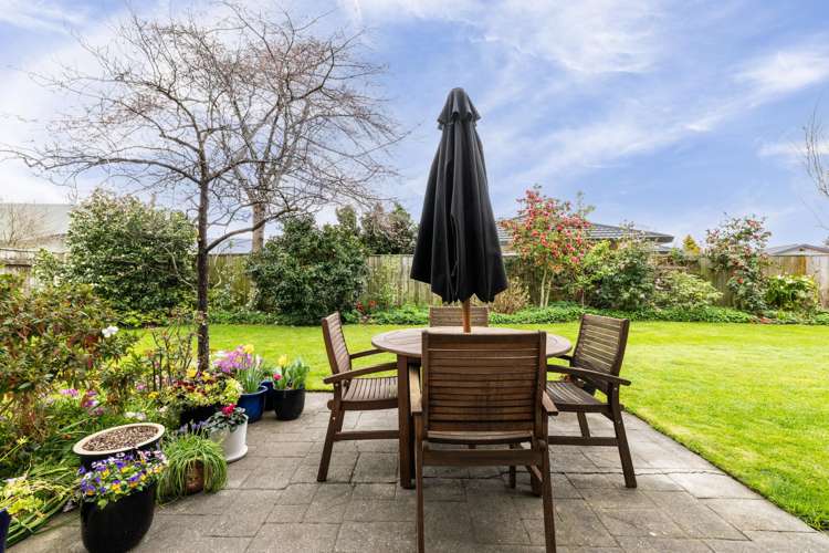 70 Whiting Crescent Greenmeadows_28