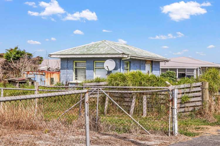 5780 5778 South Road Warea_15