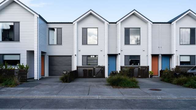 65 Glidepath Road Hobsonville_1