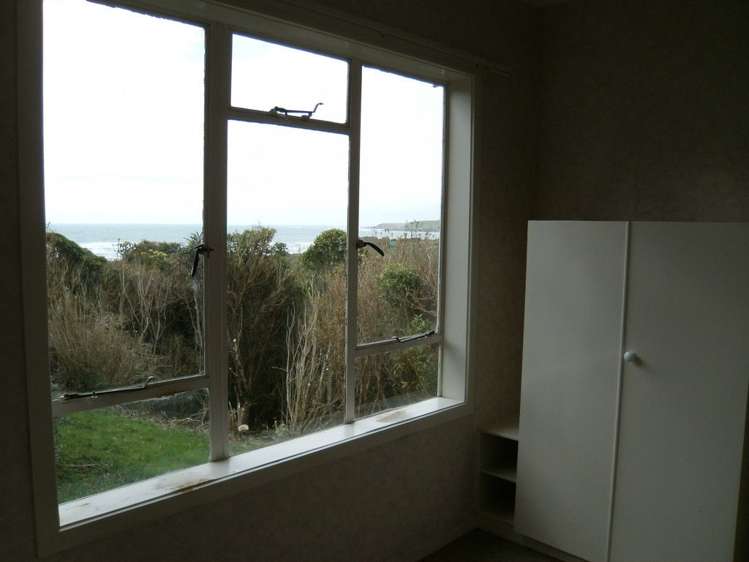 16 Koromiko Street Kaka Point_5