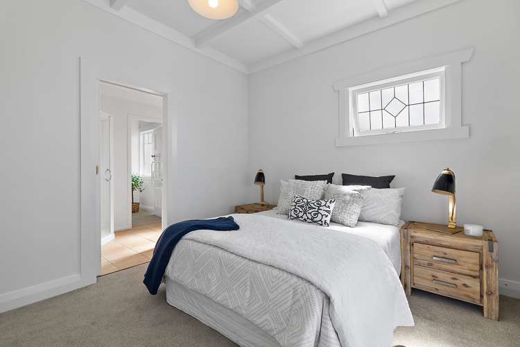 42 Seacliffe Road Hillsborough_12