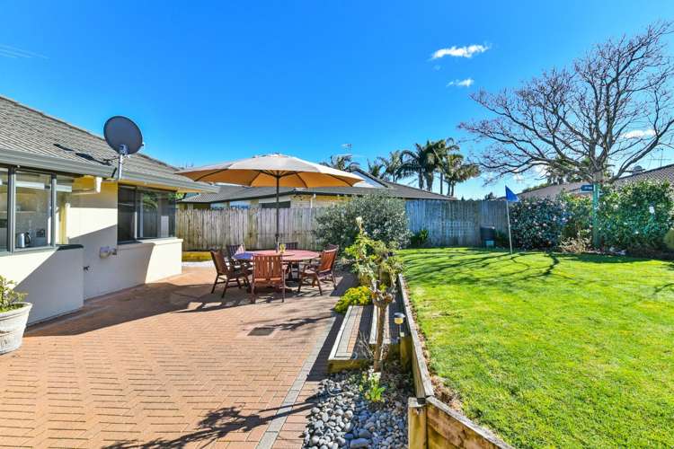 29 Trossach Place Wattle Downs_12