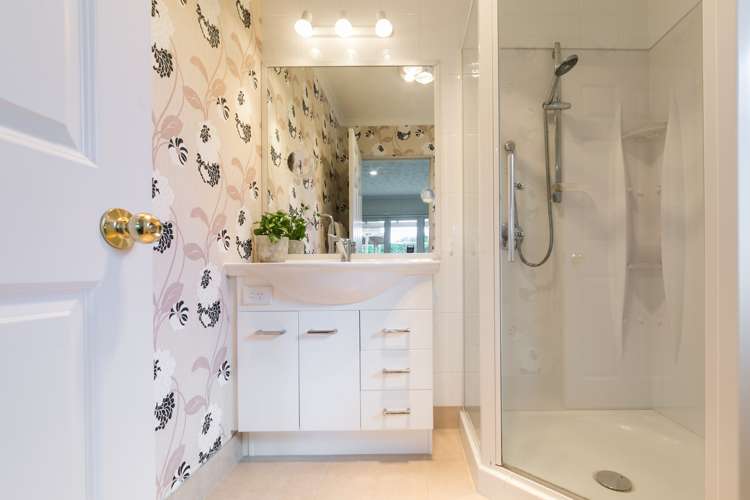 7 Gresham Place Taradale_11