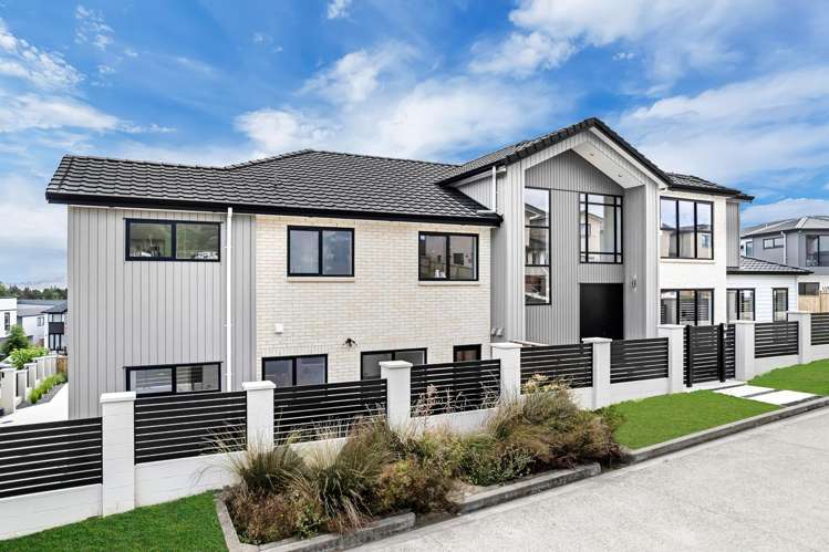 17 Ballyalton Crescent Flat Bush_41