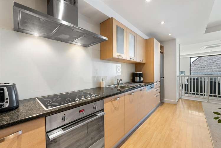 P17/11 Maunganui Road Mount Maunganui_7