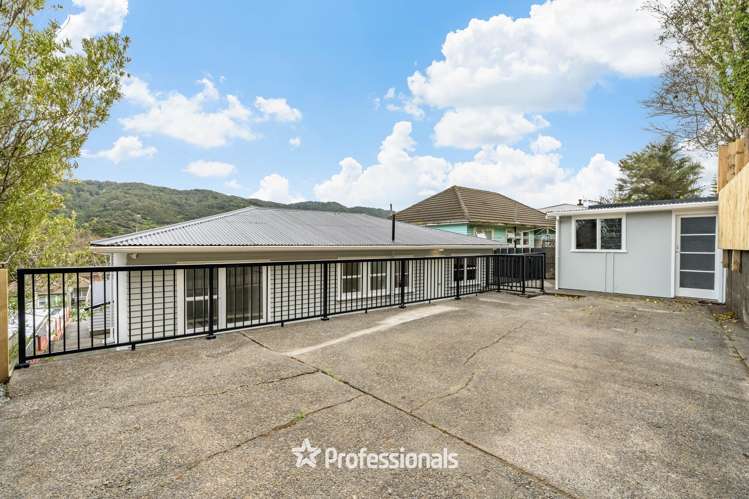 83 Coast Road Wainuiomata_13