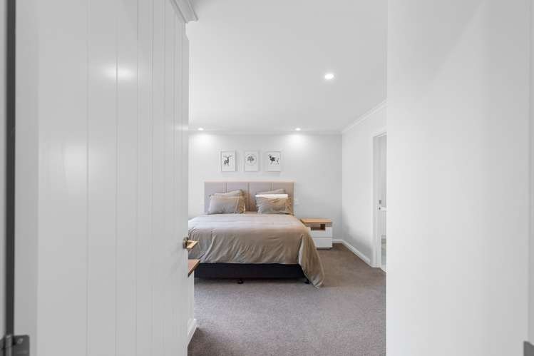 6 Atlantic Drive Fitzherbert_17