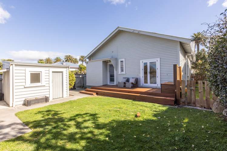 82 Kennedy Road Napier South_16