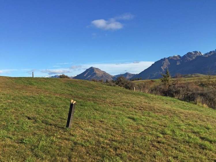 11 Double Cone Road Jacks Point_9