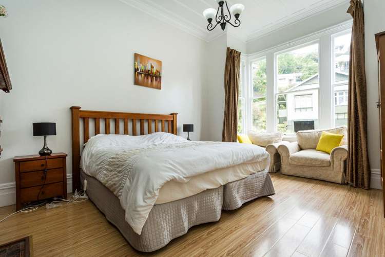 41 Leckhampton Court Clyde Hill_14