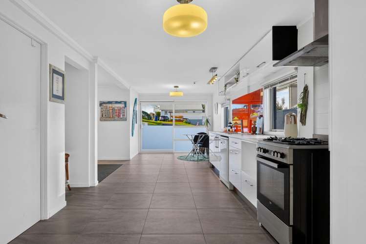 1/64 Seaview Road Castor Bay_43
