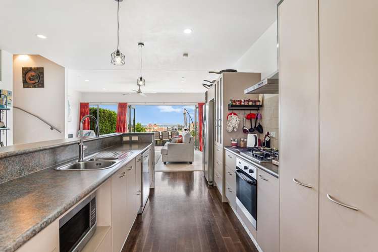 258 Alec Craig Way Gulf Harbour_4