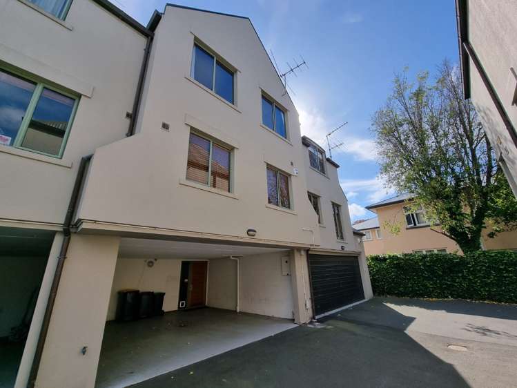 7/49 Gloucester Street_0