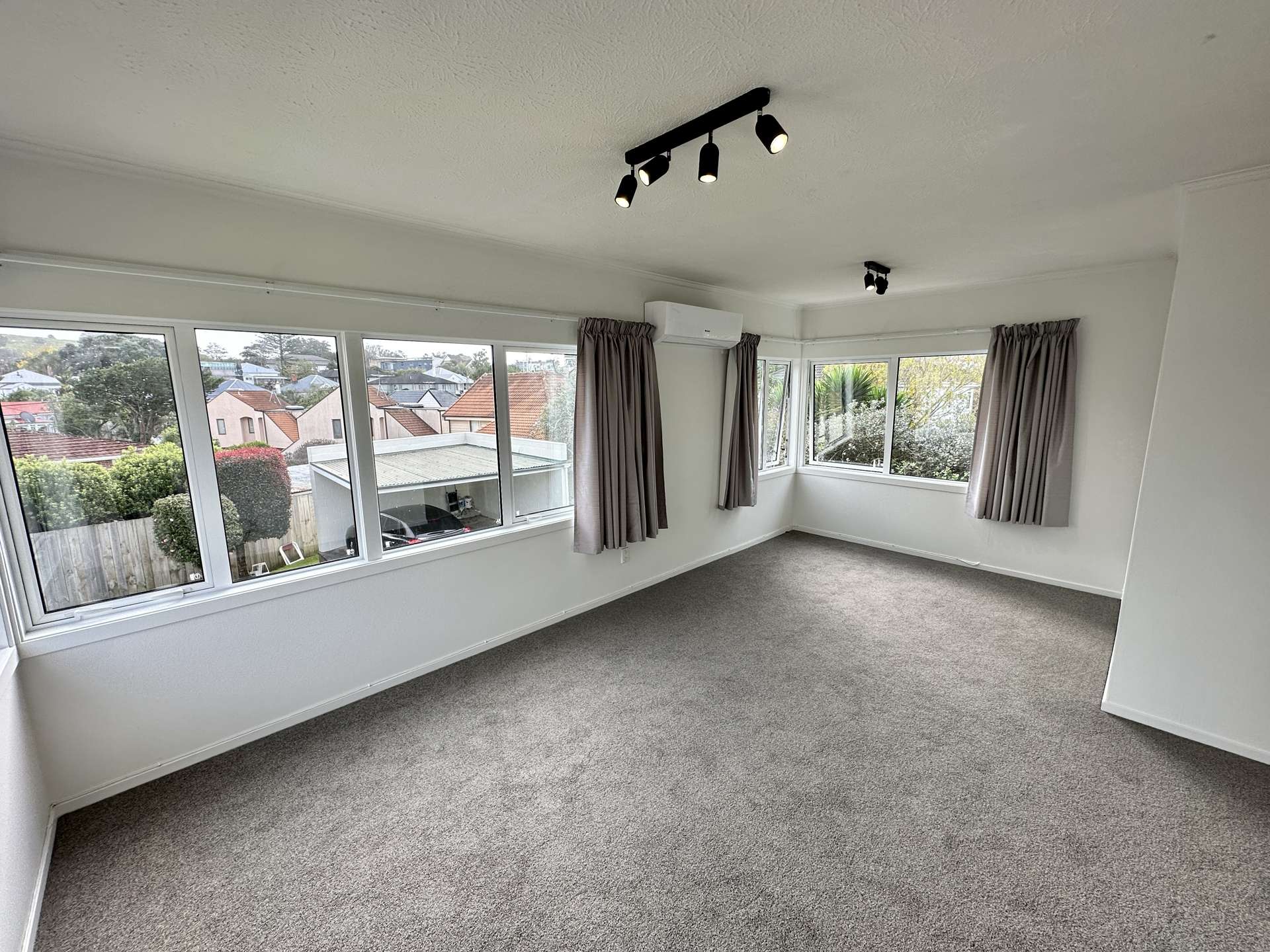 3/21 Clonbern Road Remuera_0