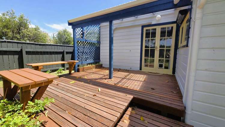 28 Bay Street Petone_13