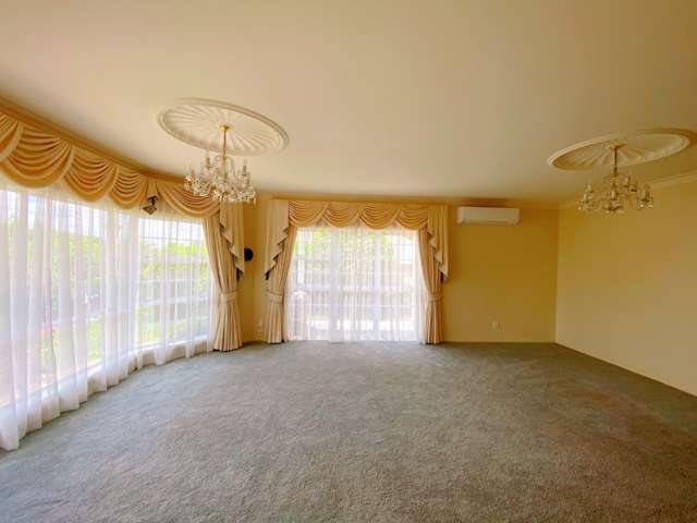 12 Ellerslie Avenue 1053_2