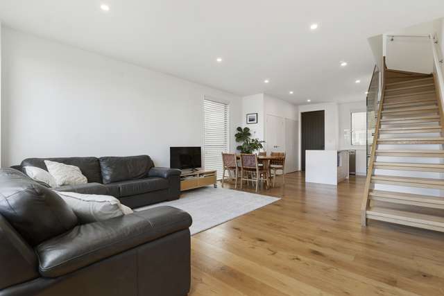 6/4 Glen Atkinson Street St Heliers_2