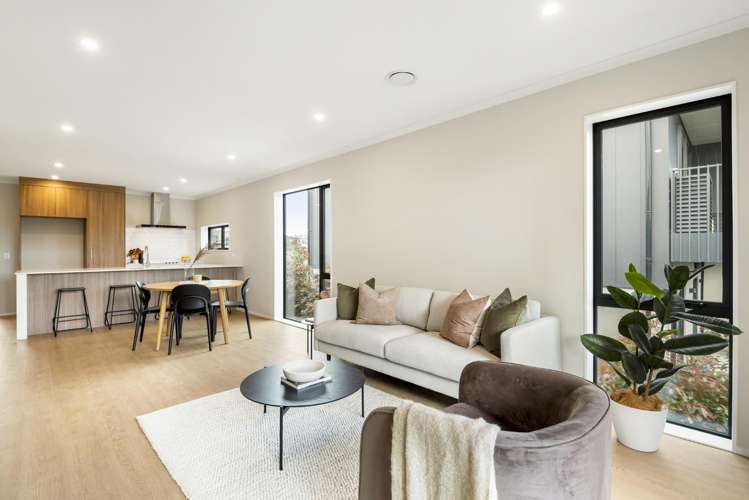 3/5 Parapara Place_4