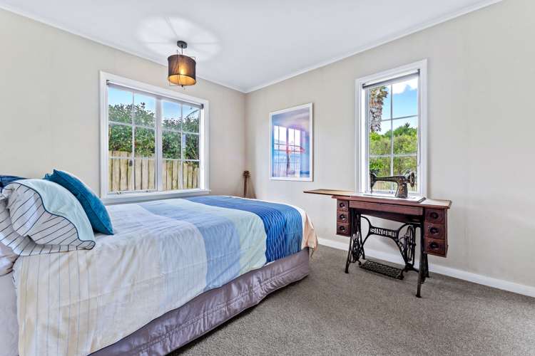 2 Buchanan Road Kingseat_10