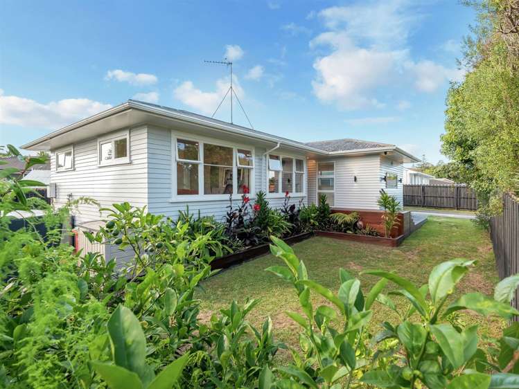 2/69 Wellington Street Howick_1