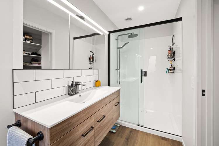 154 Trevors Road Elgin_10