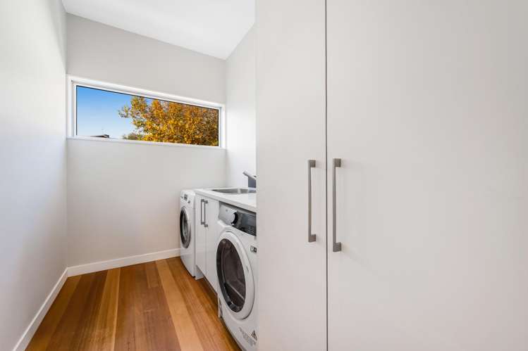 33 Luplau Crescent Cockle Bay_25