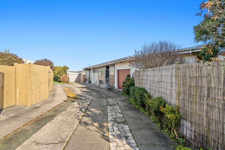 2/9 Lichfield Street Stoke_18