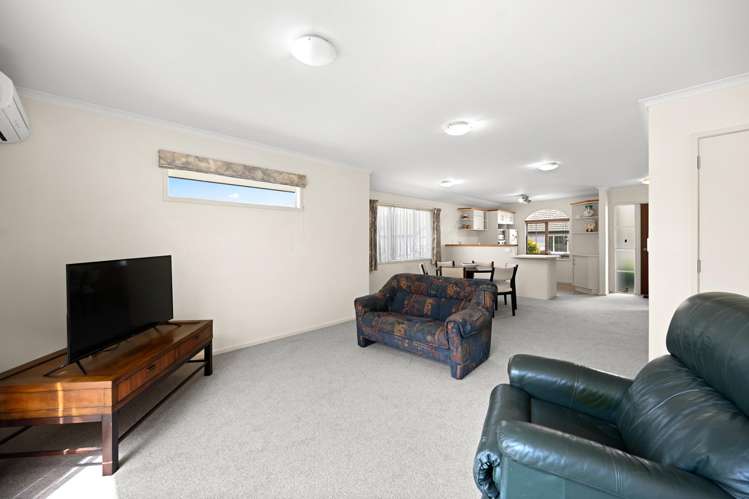 61/16 Rototuna Road Flagstaff_6