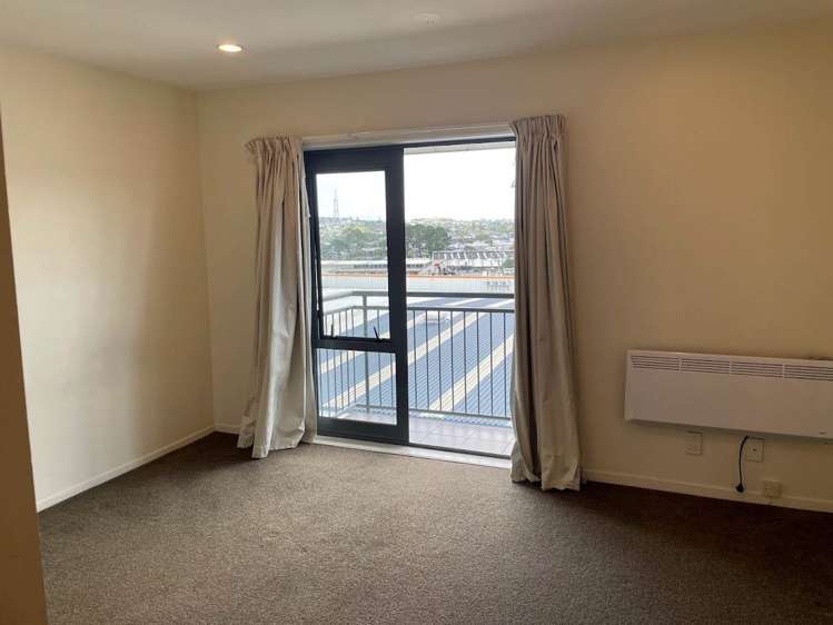 5P/10 Crown Lynn Place_0