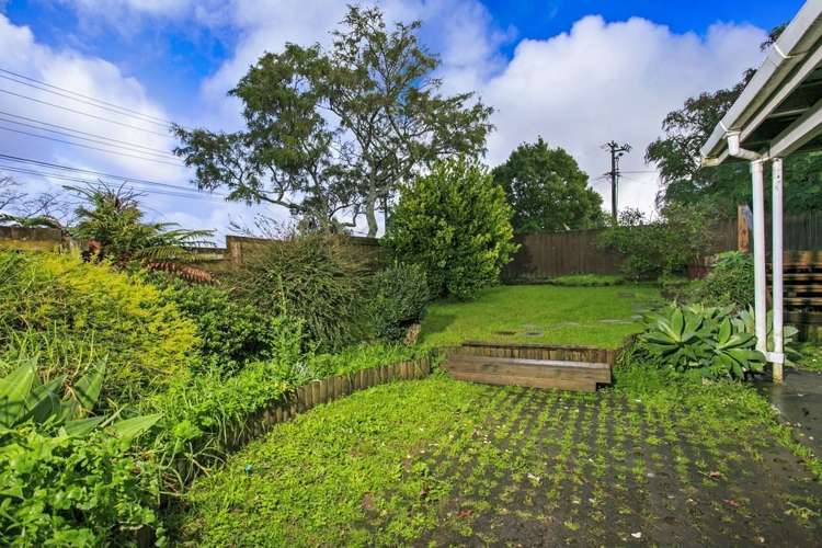 1/96 Chivalry Road Glenfield_3