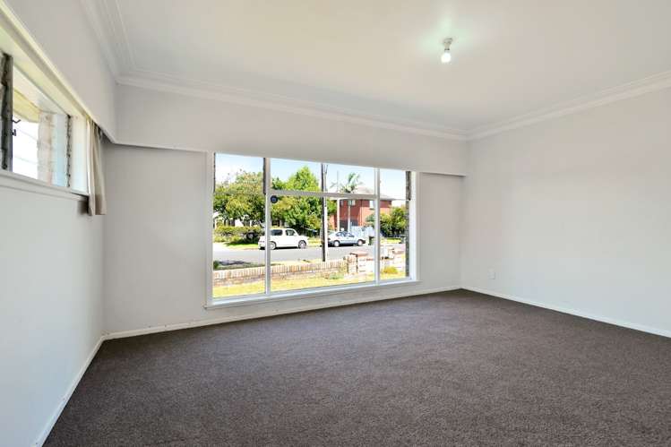 34 Linwood Avenue 1727_8