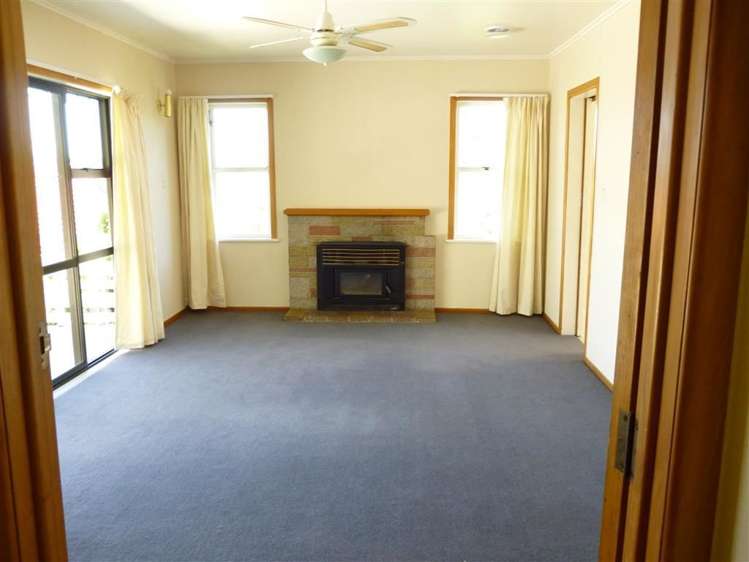 4 Castaing Crescent Te Atatu South_5