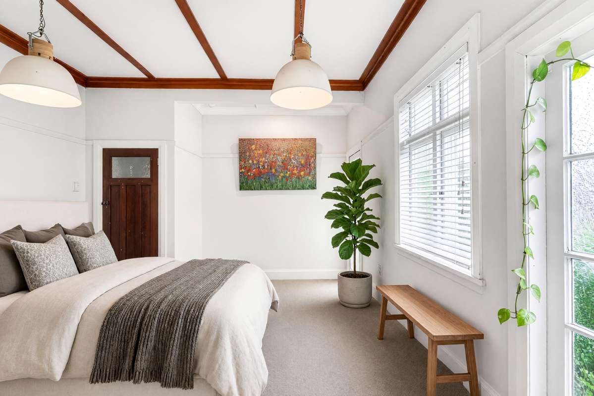 1048 Great North Road_2