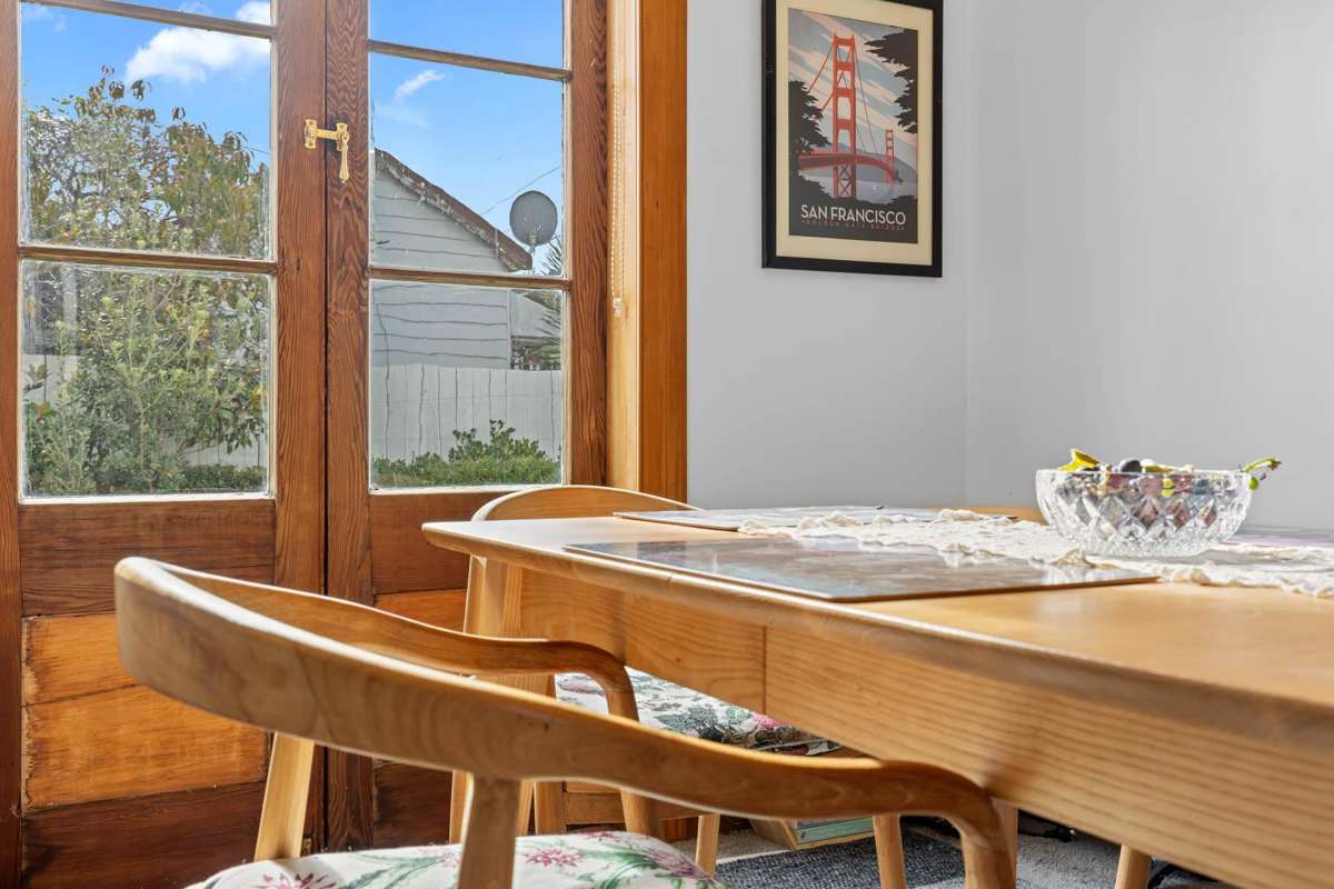 24 Dillons Point Road_5