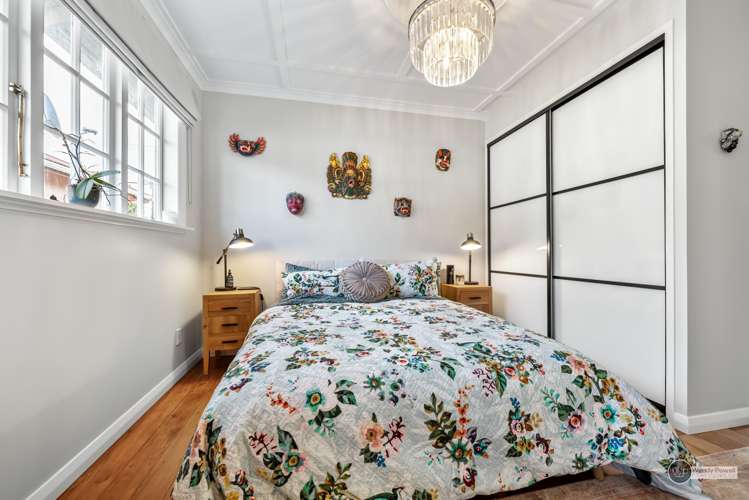 24 Collins Street Petone_19