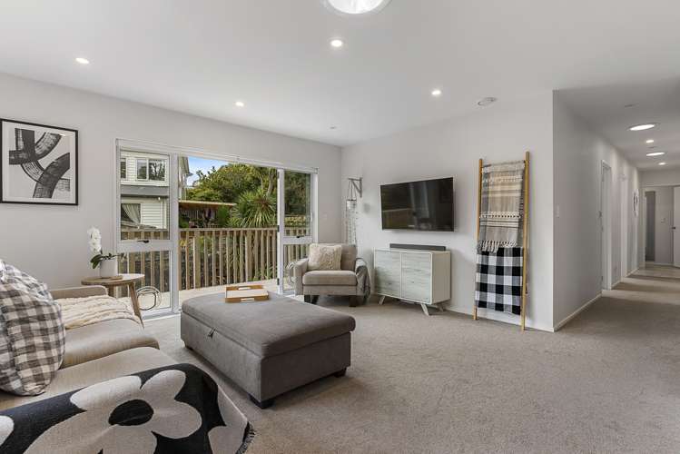2/58 Botany Road_0