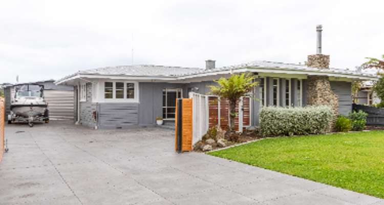 11 Tom Parker Avenue_0