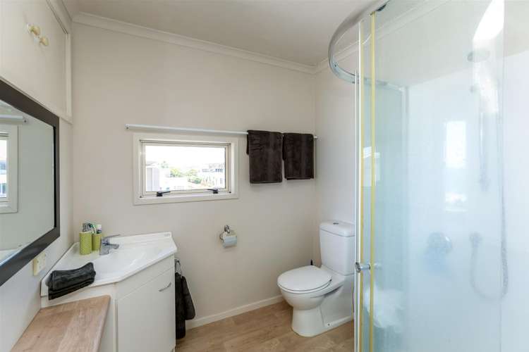 8 Beach Street Fitzroy_13