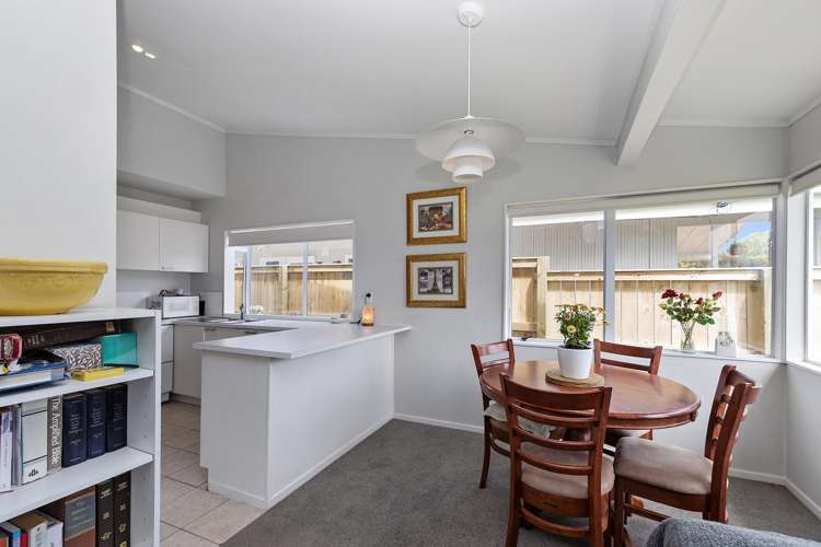 97a Tiroroa Avenue Te Atatu South_3