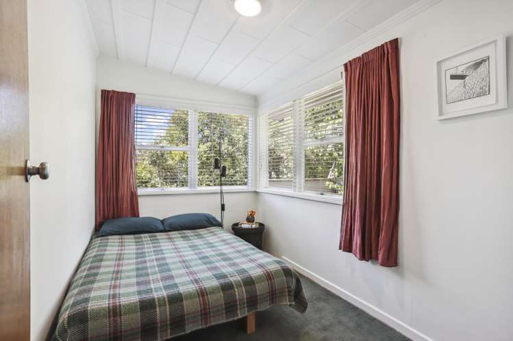 14 Riverview Road New Lynn_10