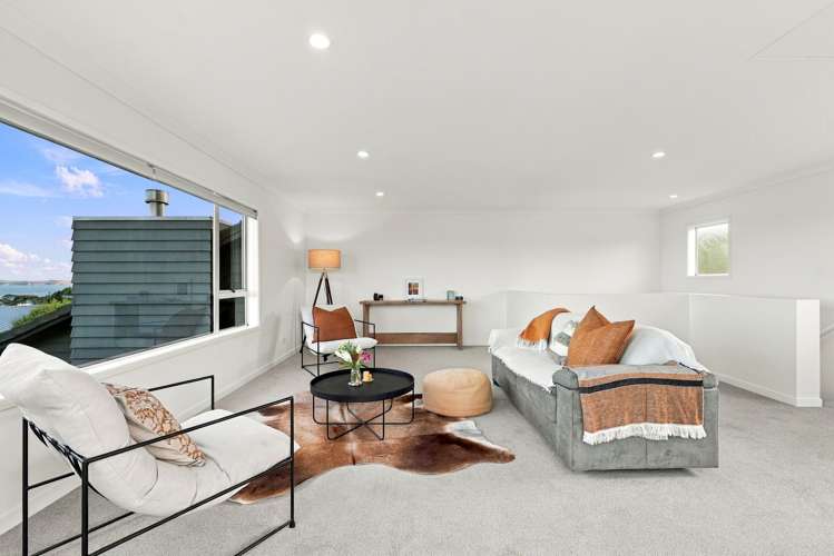 33 Lax Crescent Leigh_22