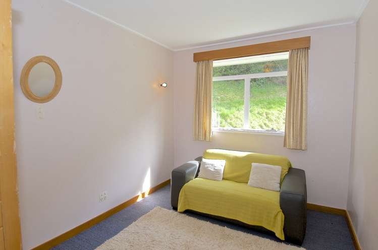 31 Tui Terrace Waipori Falls_14