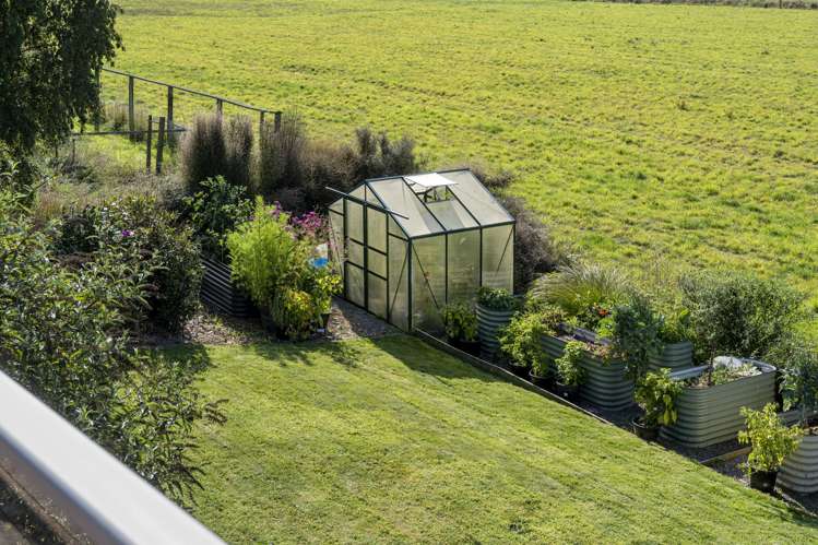 1806 Cust Road Cust_22