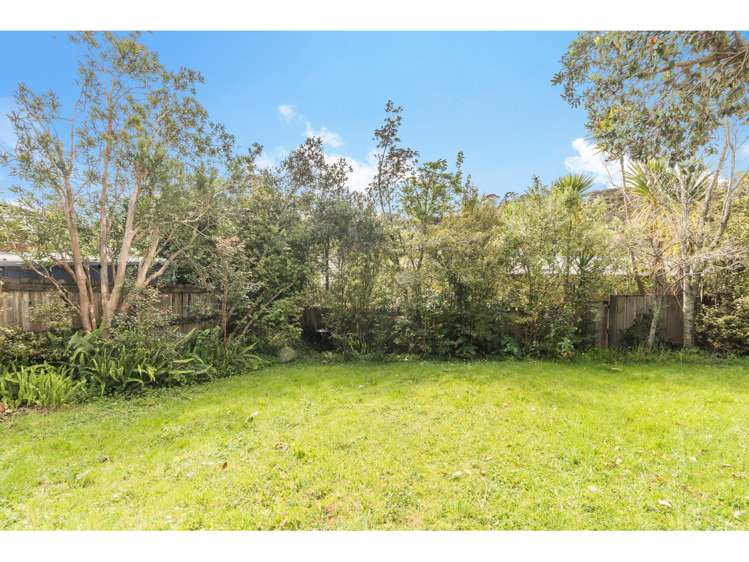 98 Atkinson Road Titirangi_11