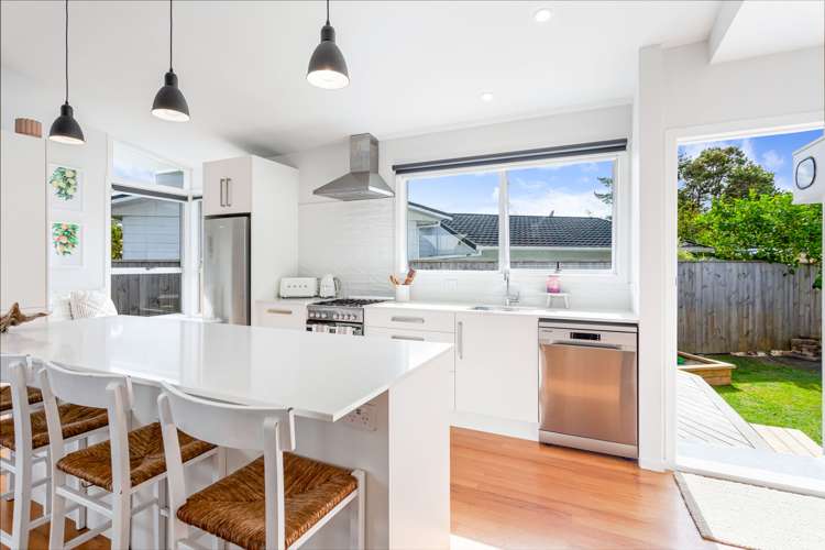 50 Divich Avenue Te Atatu South_6