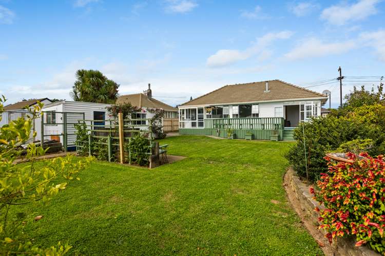 11 Karaka Street Merrilands_19