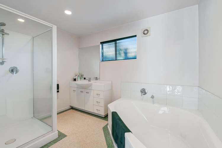 1A Meadowood Drive Unsworth Heights_12