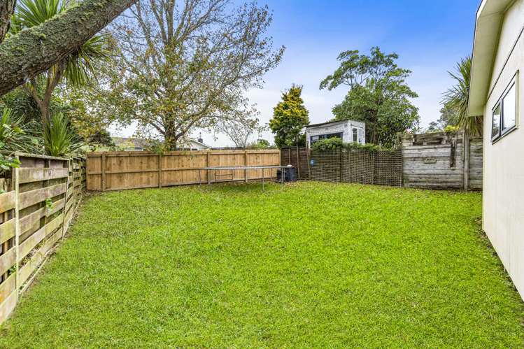 8 Fairdale Place Birkdale_14