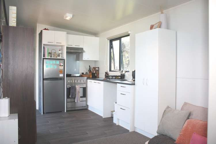 10 Te Toki Way Raglan_2