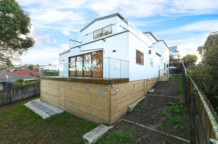 243a Royal Road Massey_33